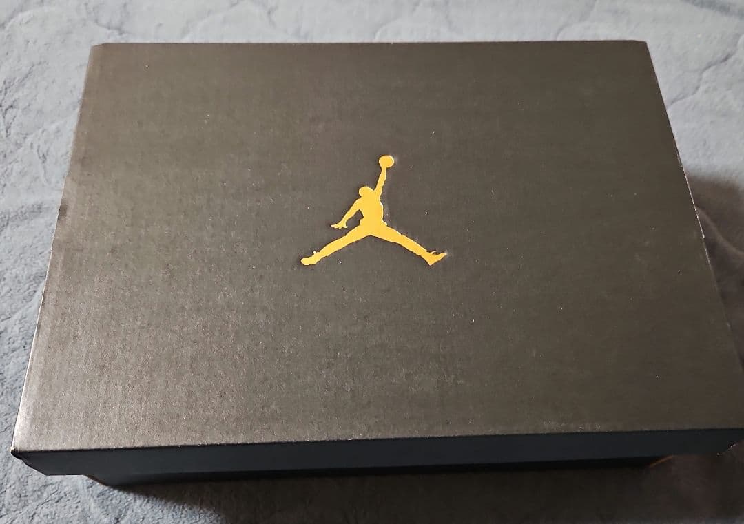 JORDAN　STAY LOYAL