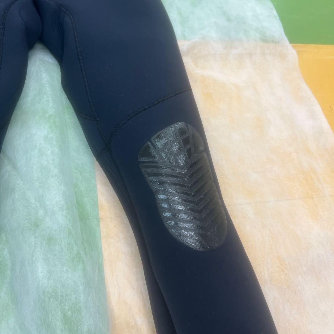 最終値下げ‼️239 BILLABONG フルスーツ ブラック