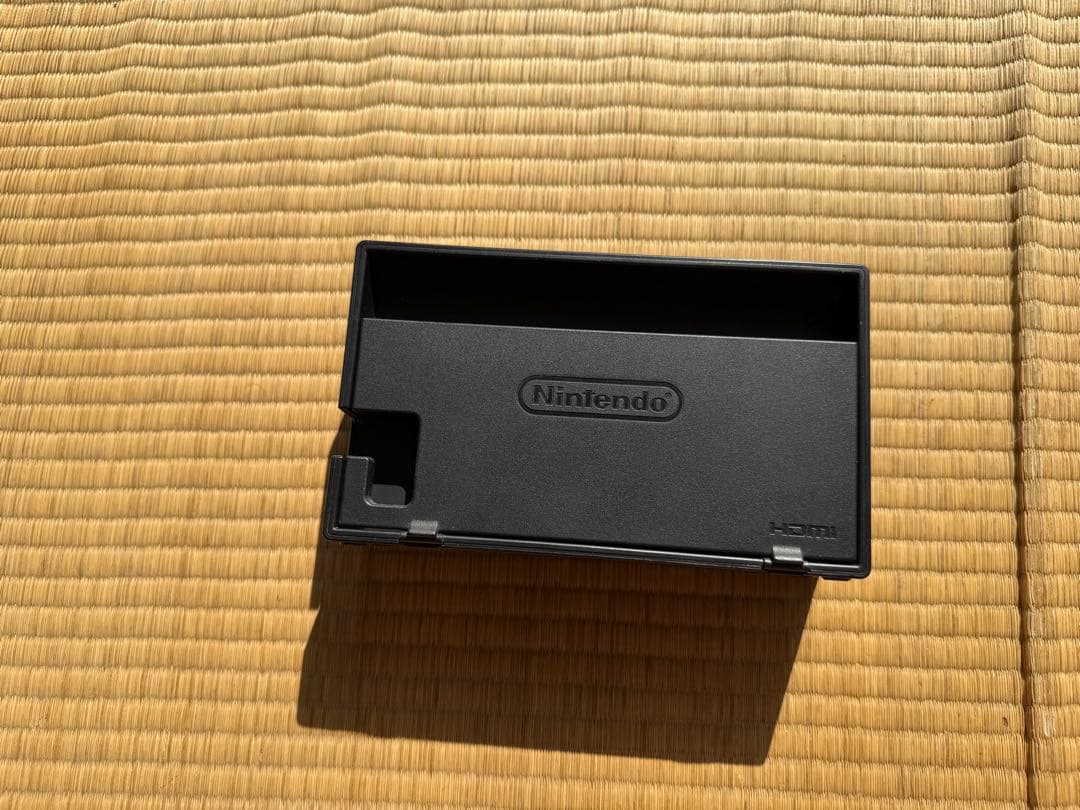 Nintendo Switch 紫とオレンジ