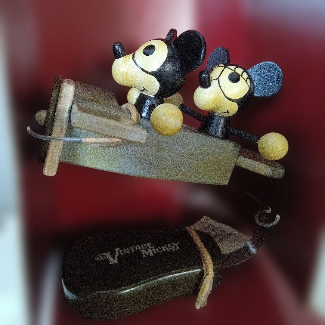 東京ディズニーシー　Vintage Mickey 木製レトロフィギュア
