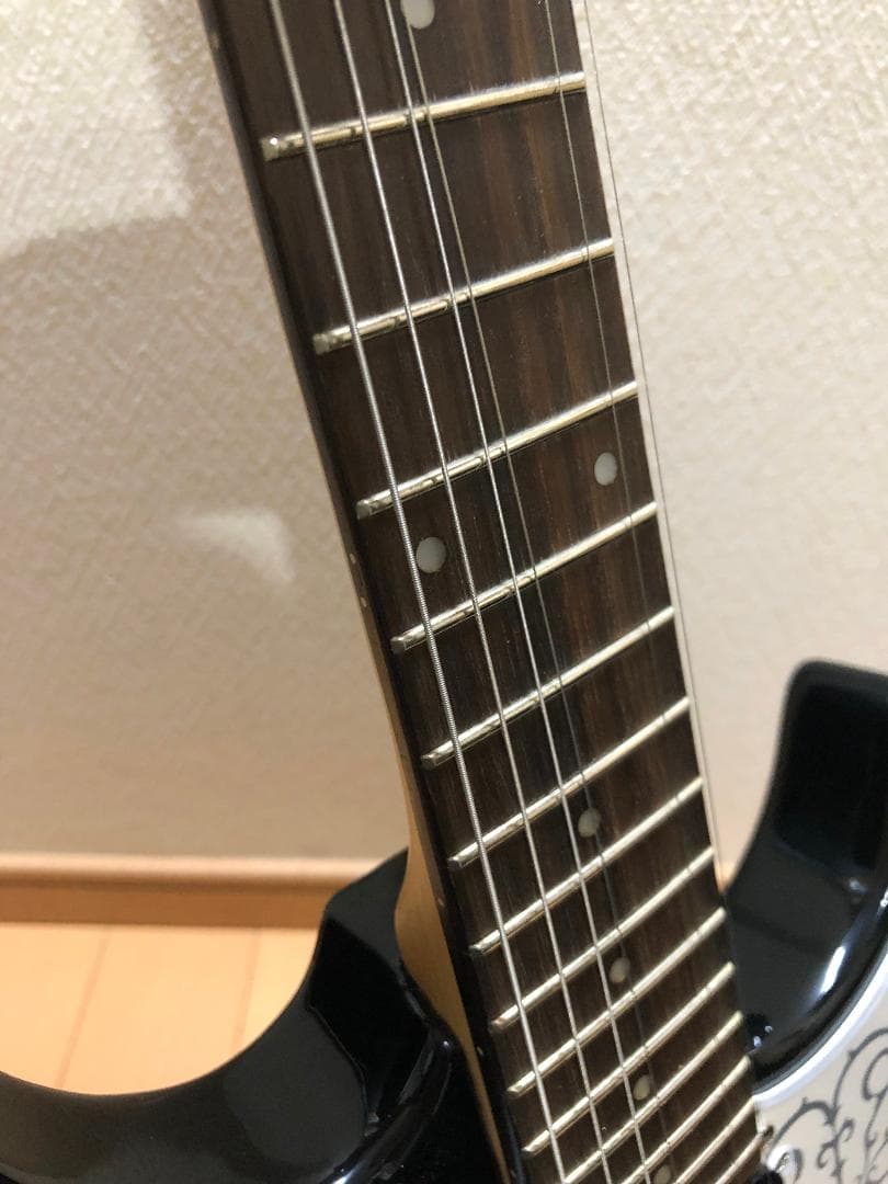 Elioth S305　ストラトキャスタータイプ