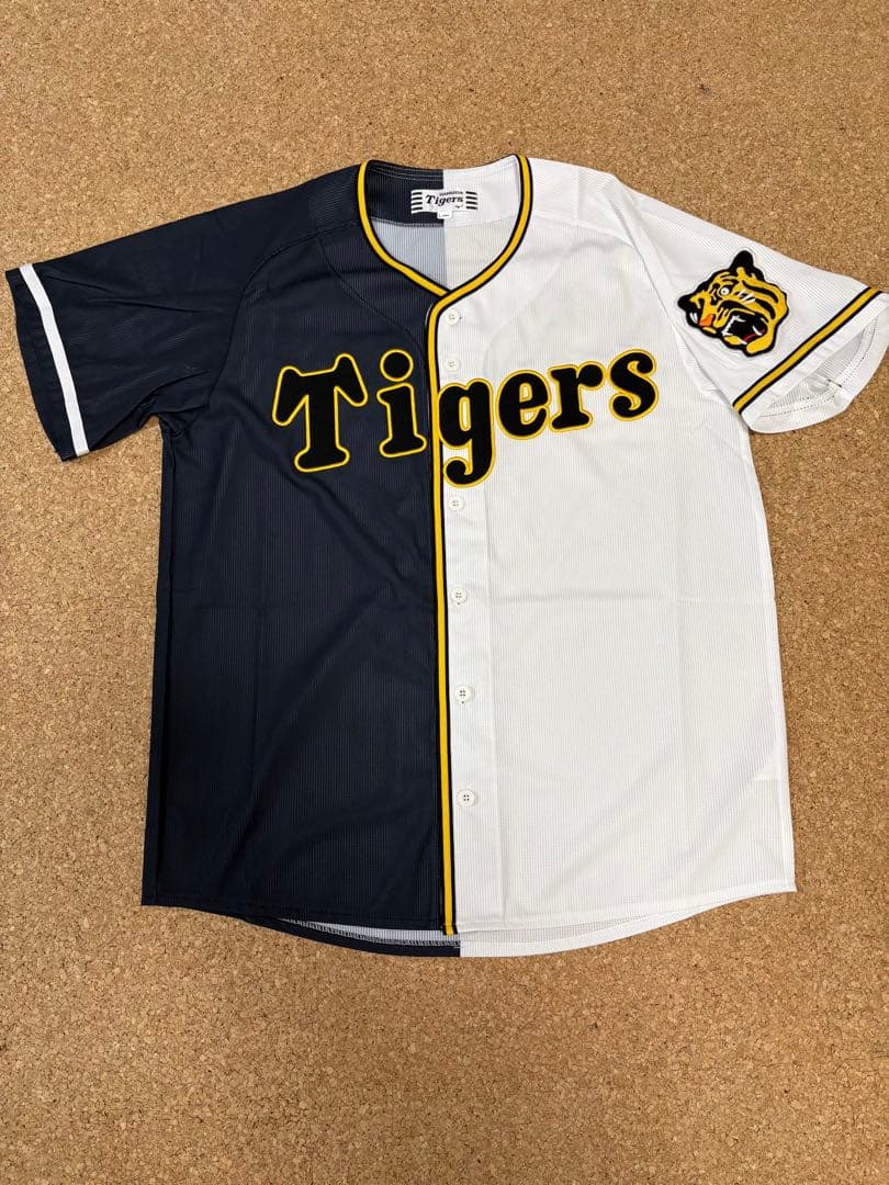 阪神タイガース ユニフォーム Lサイズ 白黒ハーフ 1000着限定品