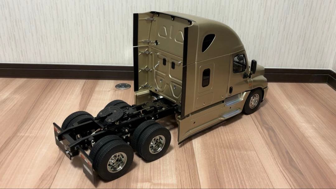 希少品 カスケイディアエボリューション タミヤ トレーラー 完成品ほか