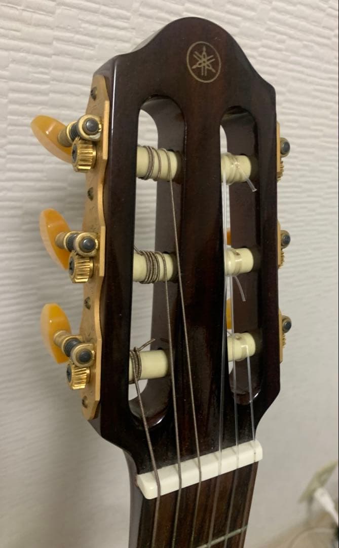 Yamaha SLG110N サイレントギター　専用ケース付き