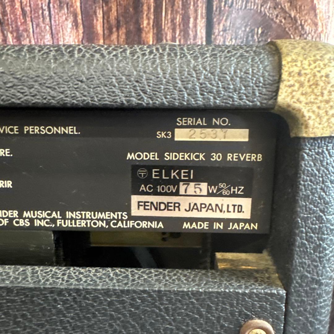 ベースアンプ Fender Japan SIDEKICK BASS30