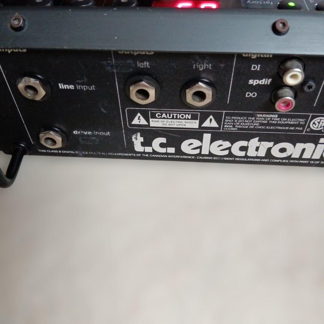 ギター t.c. electronic Novasystem