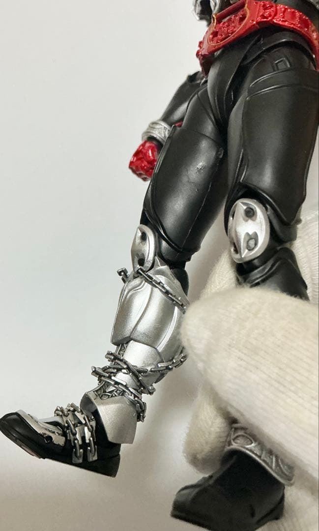 【中古】S.H.Figuarts 真骨彫製法 仮面ライダーキバ キバフォーム