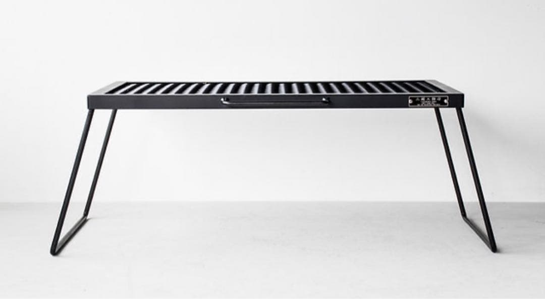 サンゾー工務店　IRON TABLE