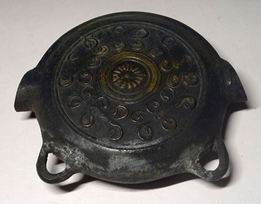 江戸時代 鰐口 梵音具 金鼓 唐草文様 仏具 神具 仏教美術 仏像 骨董 古美術