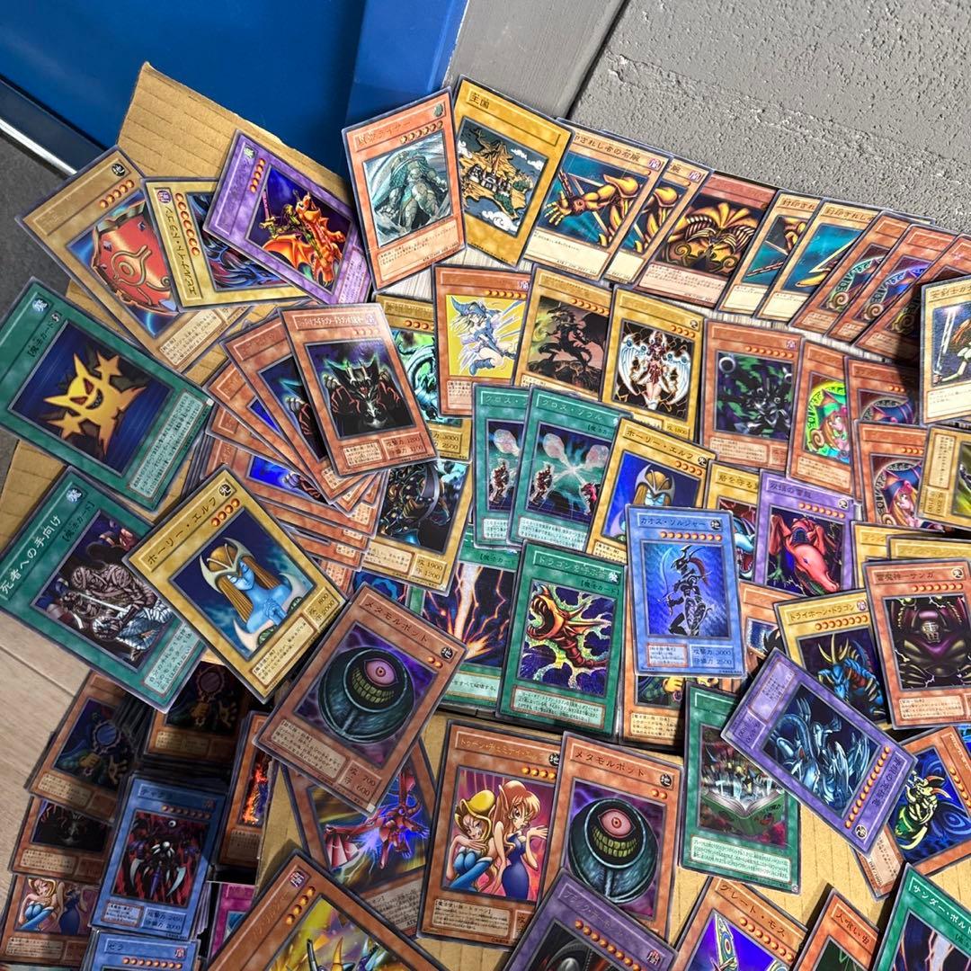遊戯王　引退品　まとめ売り　遊戯王　まとめ 状態悪いものから美品まで様々