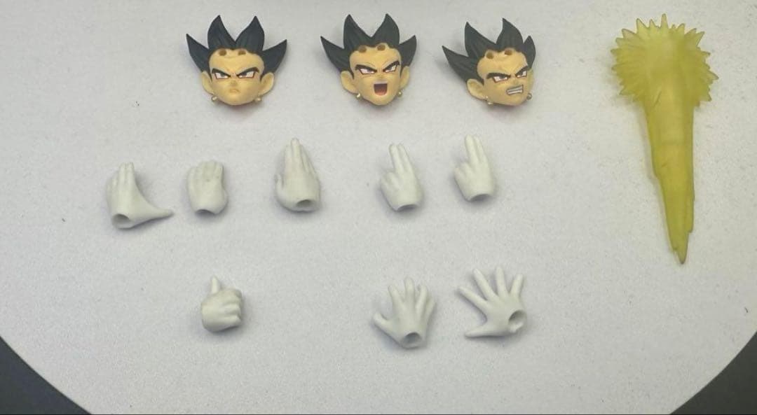 海外限定 S.H ドラゴンボール フィギュア 超サイヤ人4ベジット