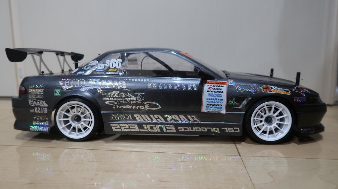 ラジコン ヨコモ ドリフトパッケージ D1 S13 シルビア