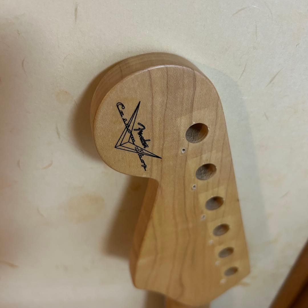 【美品】BUSKER'S ストラト HSS フレイムレッド エレキギター
