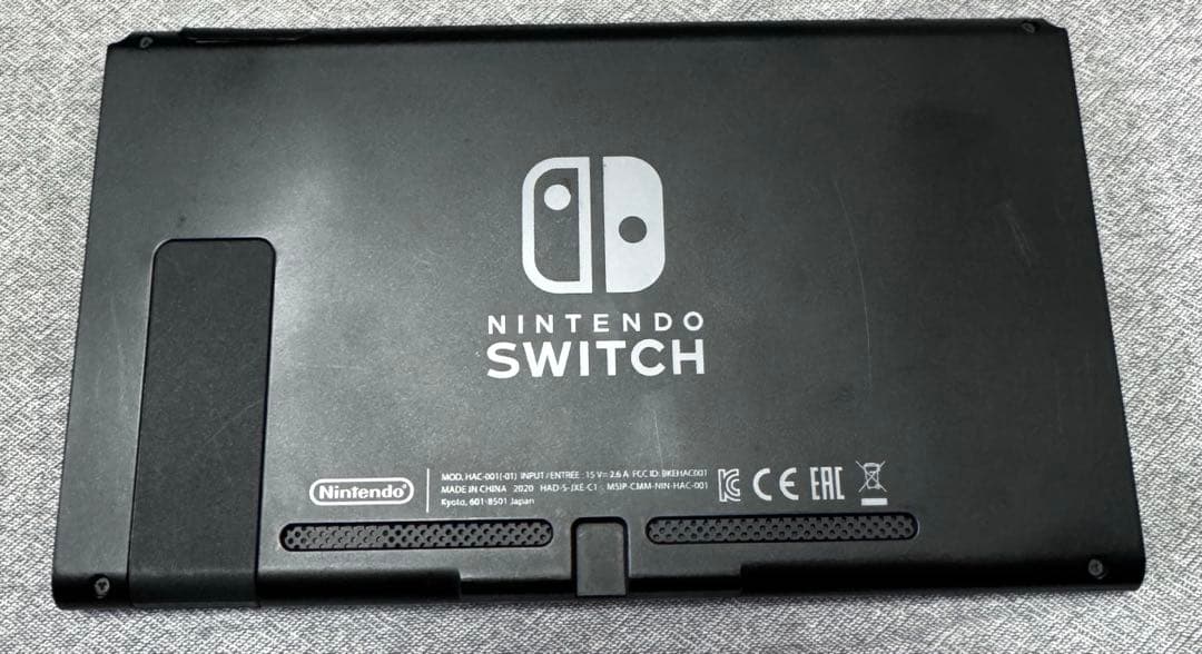 Nintendo Switch(ジョイコン、グレーと赤です！)