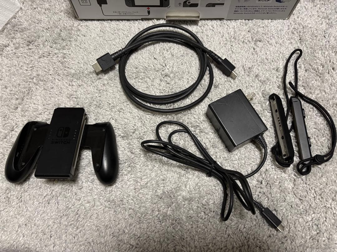 Nintendo switch 2017年製 未対策機 完品 おまけ付き