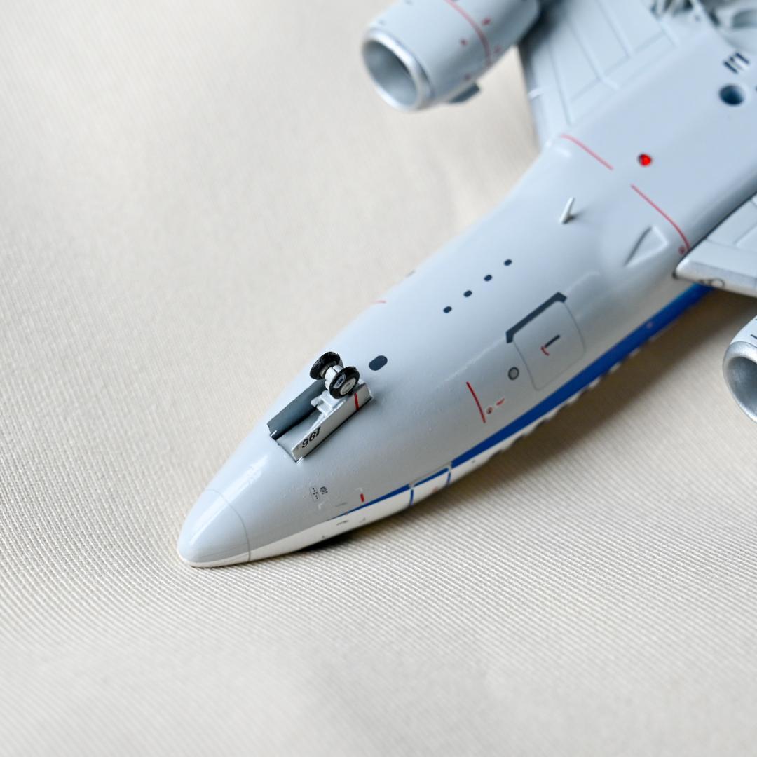 ANK エアーニッポン B737-500 JA8196 1/200