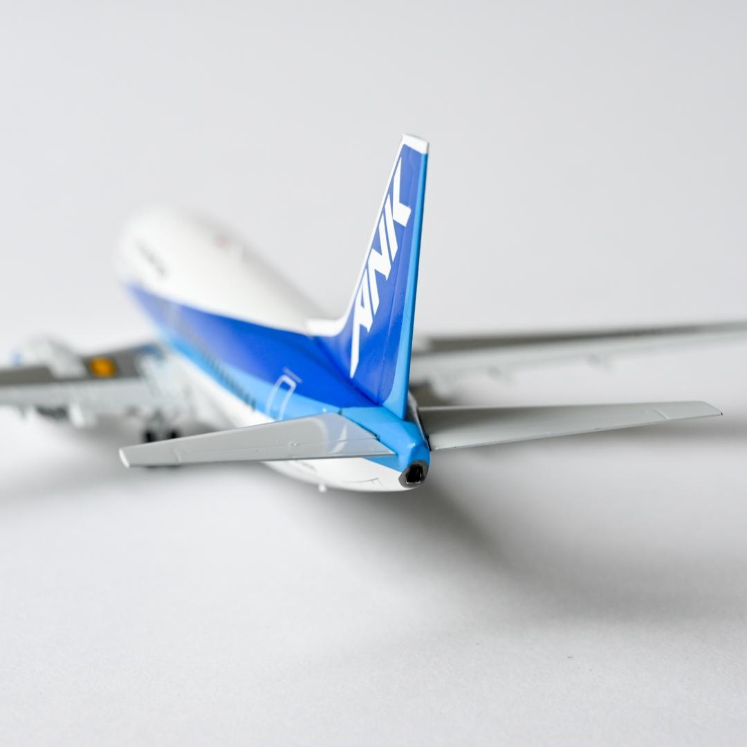 ANK エアーニッポン B737-500 JA8196 1/200