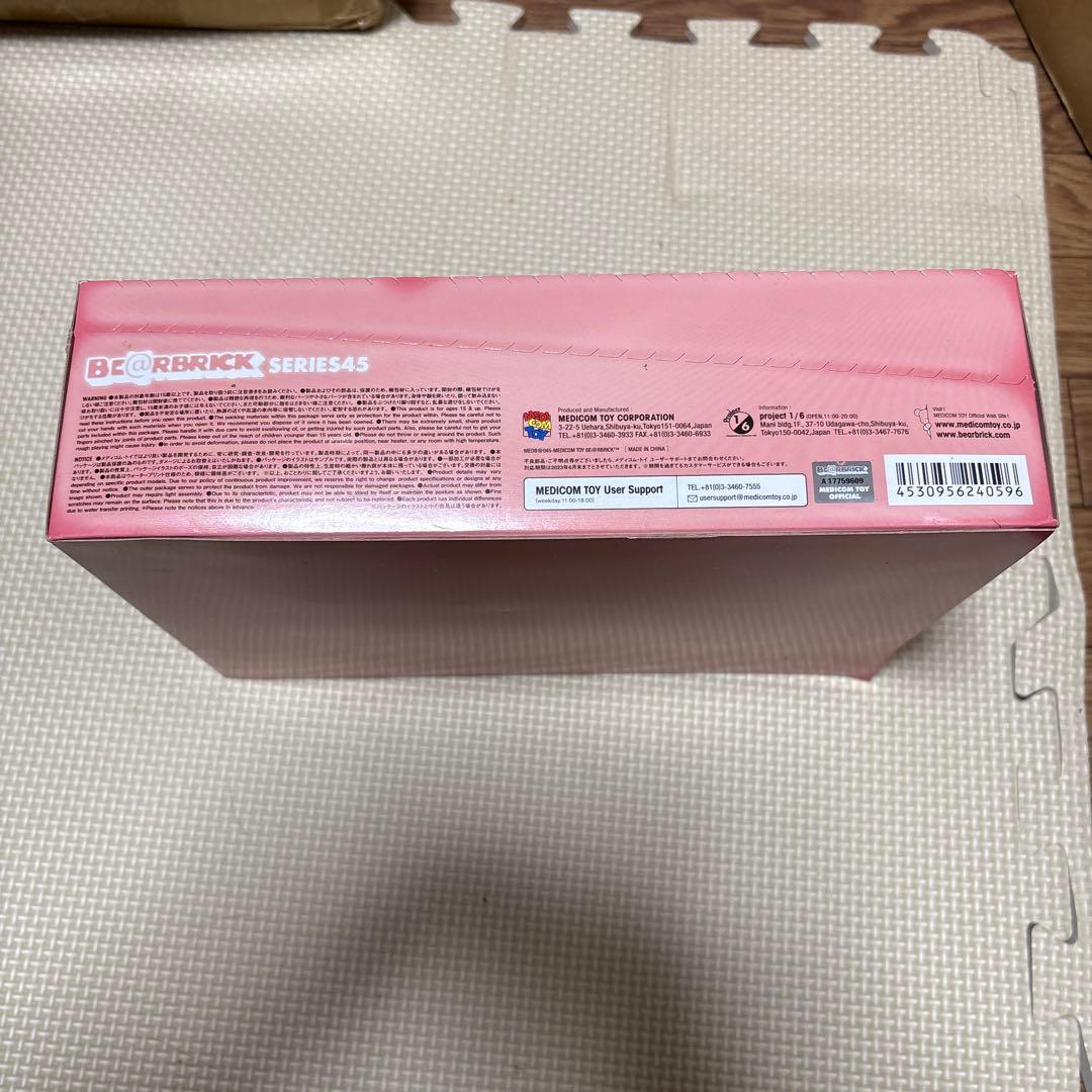 【新品・未開封】ベアブリック BE@RBRICK SERIES 45 BOX