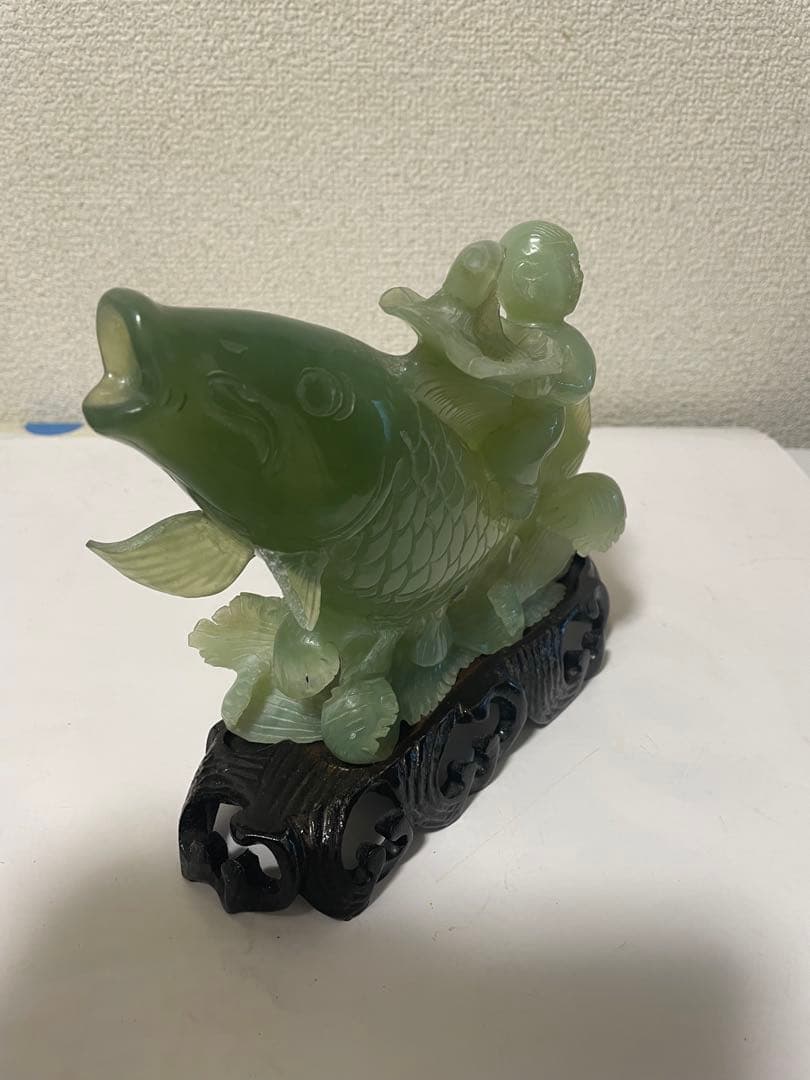 專用です　翡翠玉石彫刻　· 鯉と童子　置物　天然石