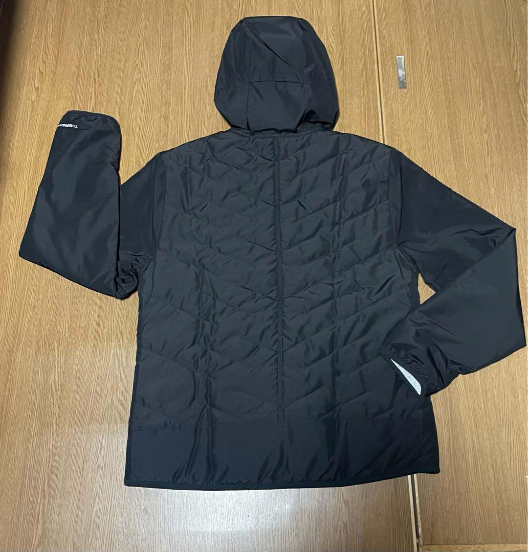 Nike ブラック ウィンドブレーカー　ブラック