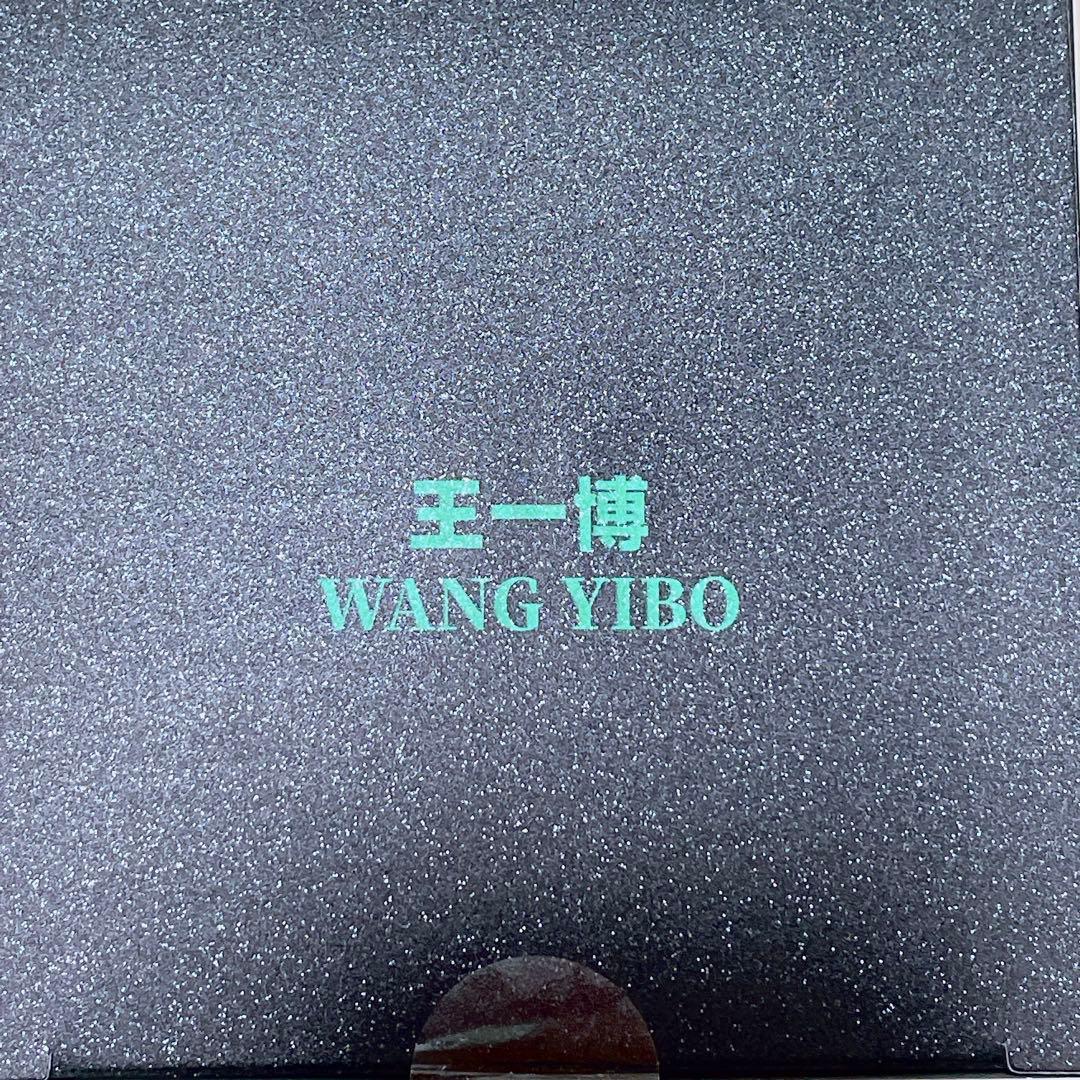 王一博　ペンライト　公式
