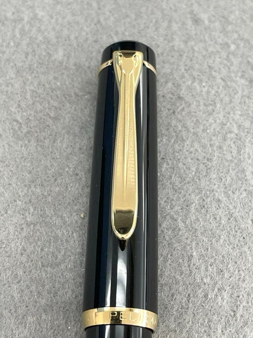 【未使用】 Pelikan ペリカン 万年筆 M200 ブラック　雛二羽