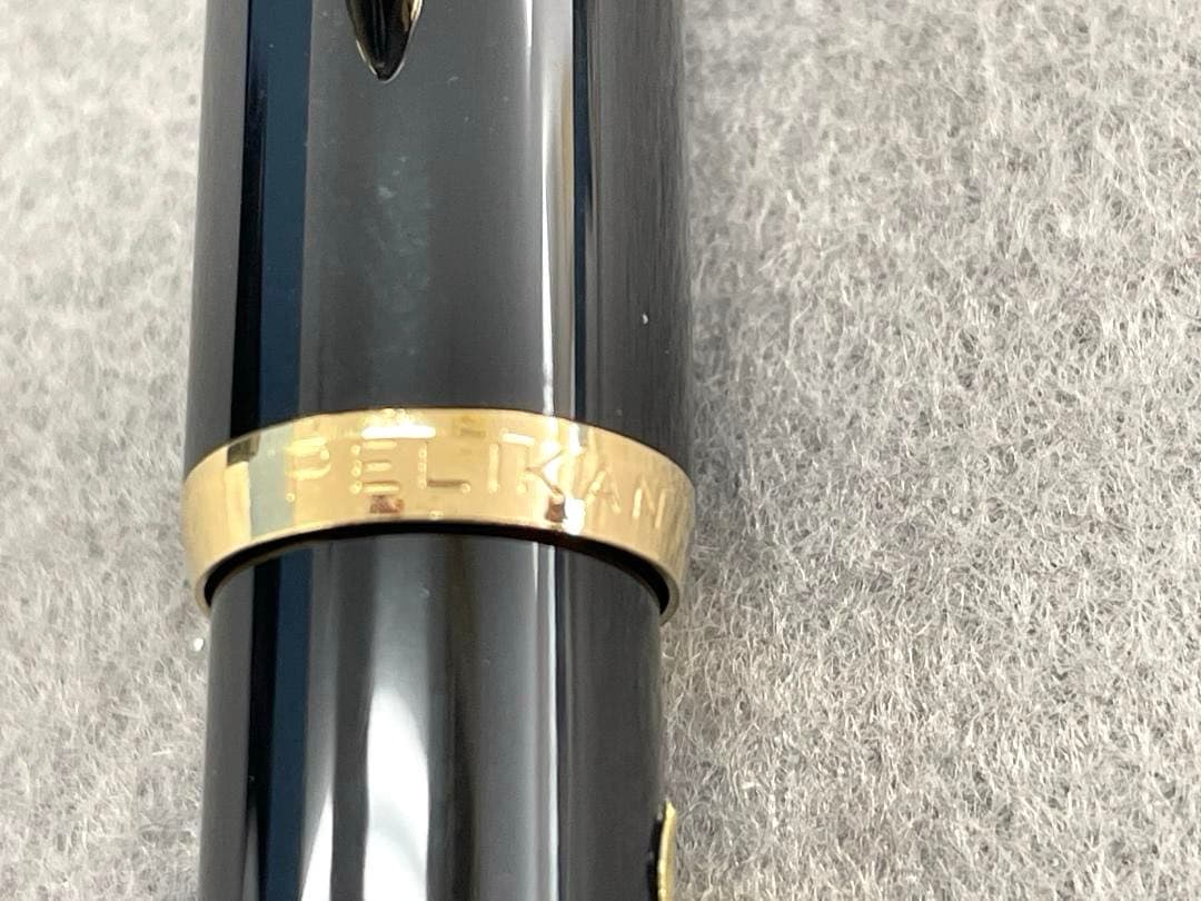 【未使用】 Pelikan ペリカン 万年筆 M200 ブラック　雛二羽