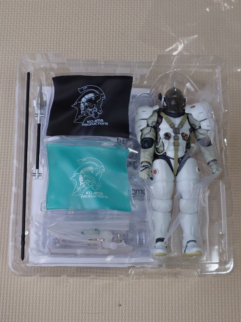 ルーデンス figma EX-044＋非売品ファミ通特別編集カタログ