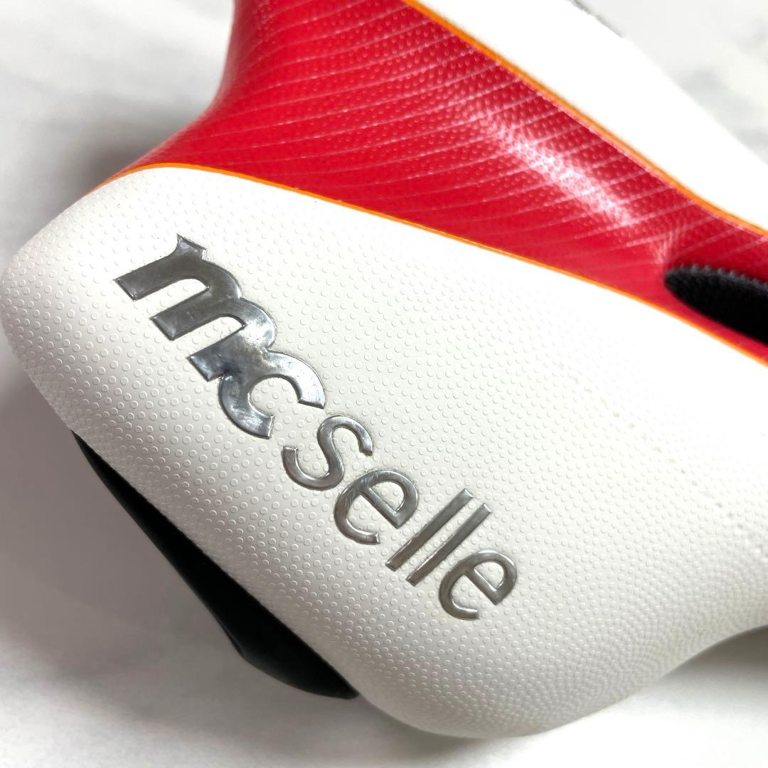 【新品】自転車サドル　MCselle マクセラ　サドル箱入り