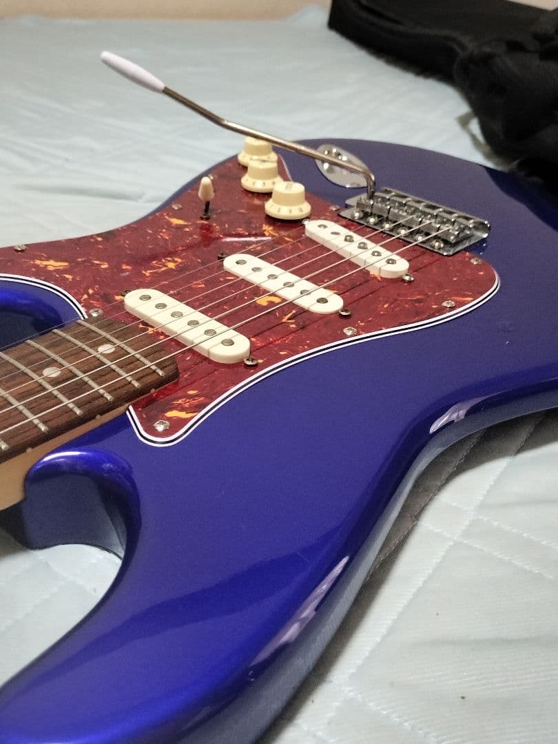 Squier ストラト Affinity 青 ケース付き 初心者最適