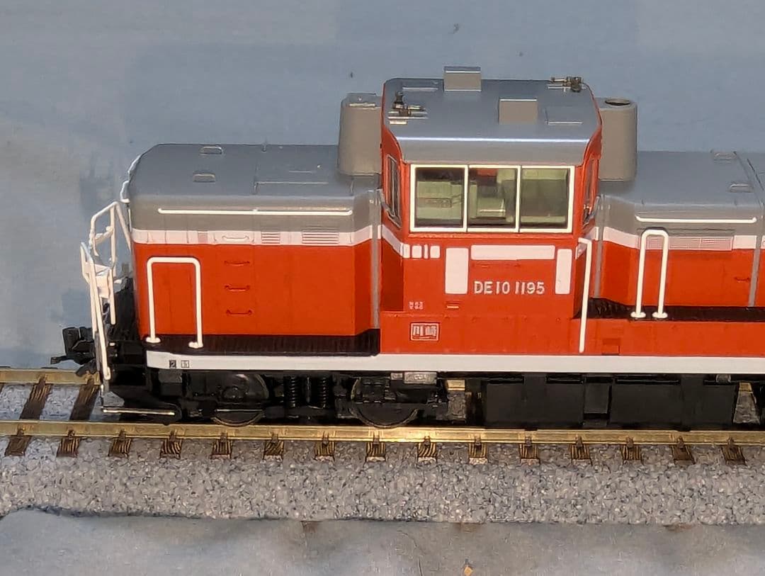 KATO　DE10　HO　【1-703】　パーツ、インレタ取付済み残りあり。②