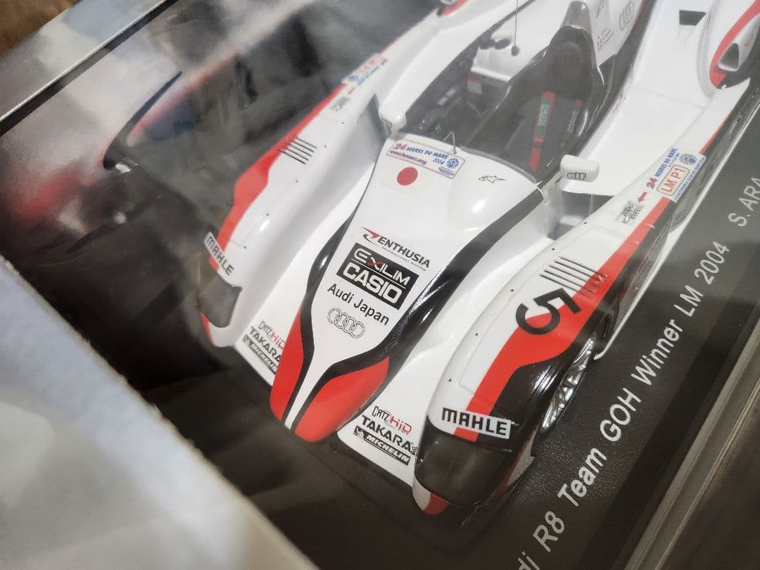 ミニカー 1/18 Audi R8 Team GOH Winner LM 2004