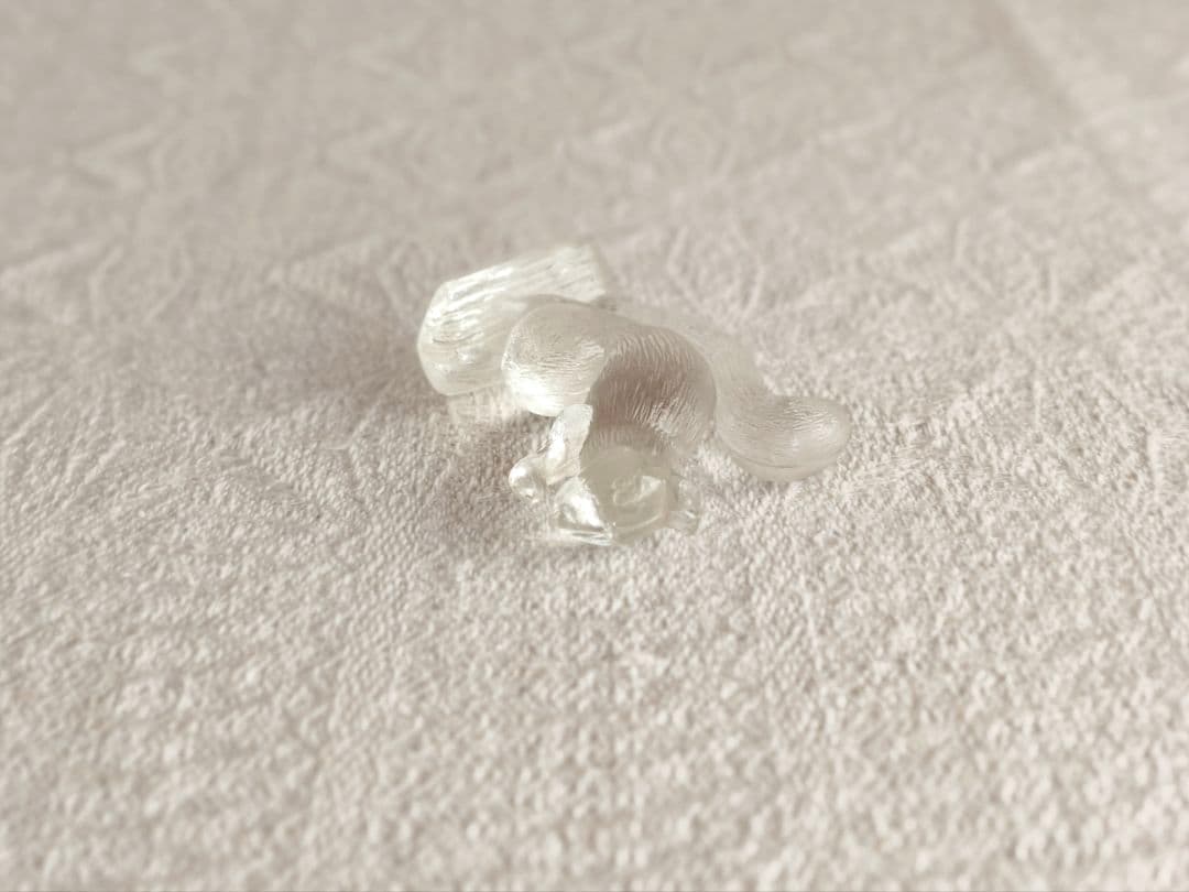 * vintage glass figure ୨୧ * ガラスの リスさん