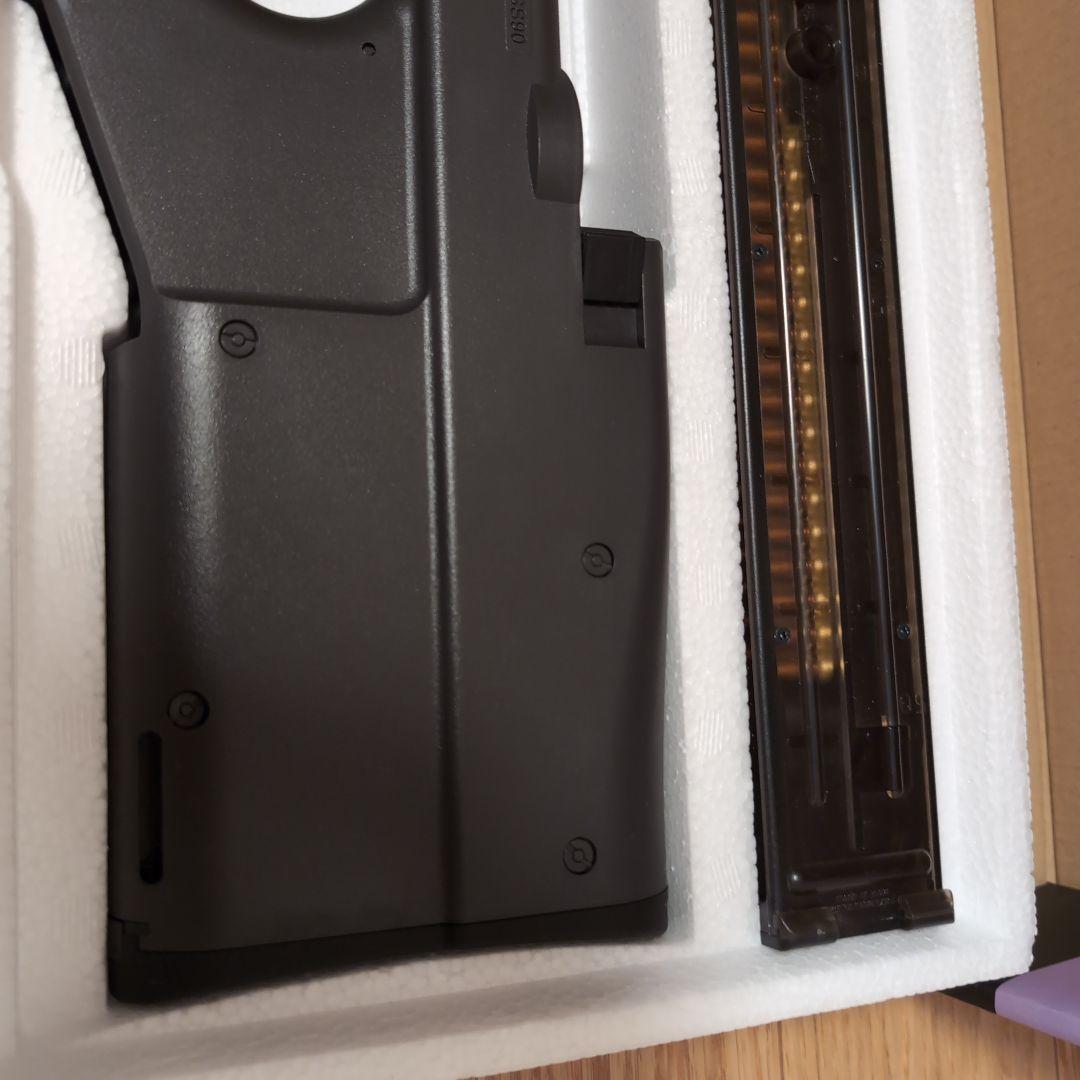 【未使用品】バッテリー充電器付き　マルイp90tr トリプルレール電動ガン