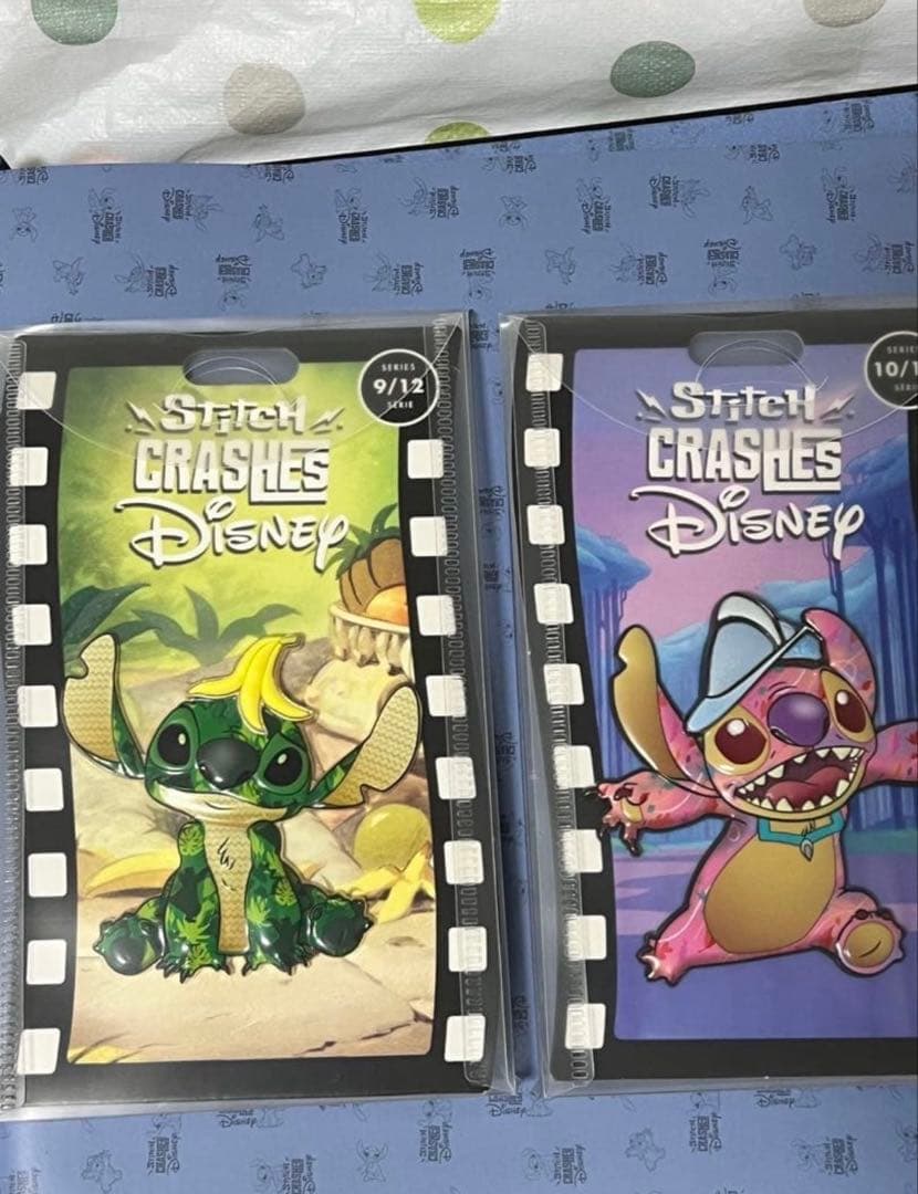 スティッチ　ピンバッジセット