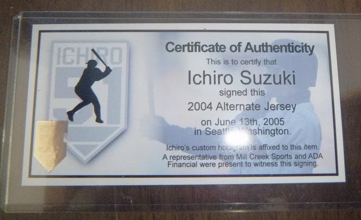 イチロー直筆サイン入り2004年Alternate jersey(額入り)