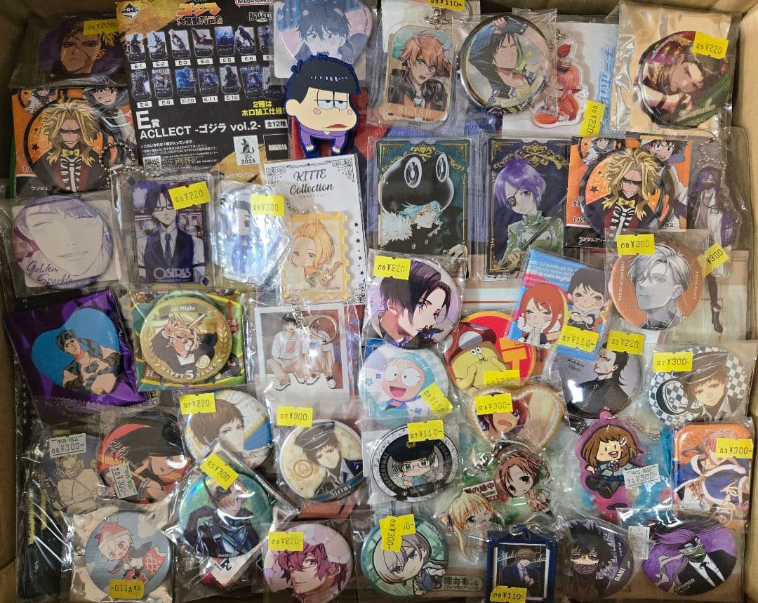 アニメグッズなど 140サイズ ノンジャンル 大量 まとめ売り 約500点