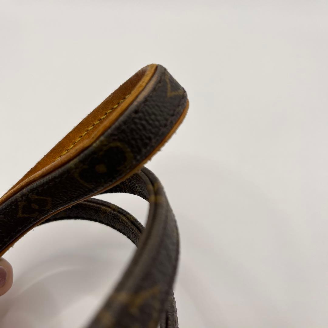 LOUIS VUITTON リード　首輪　セット　ルイヴィトン 中古　モノグラム