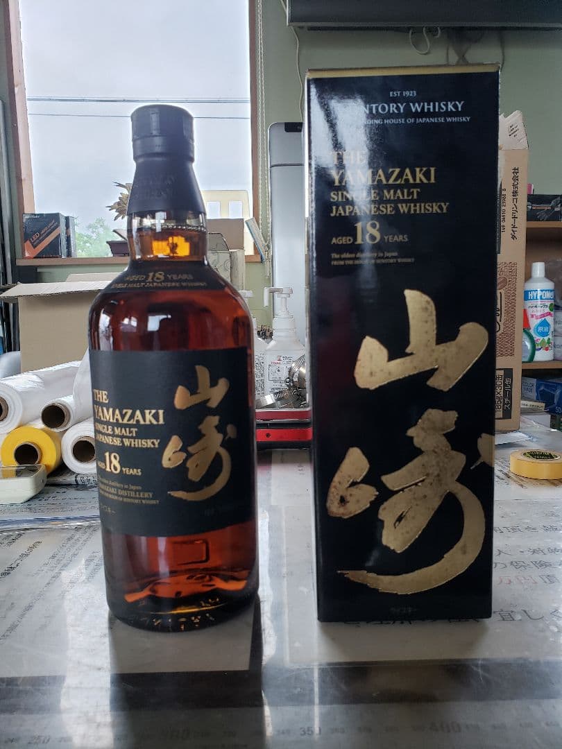 サントリーシングルモルトウイスキー 山崎 180ml
