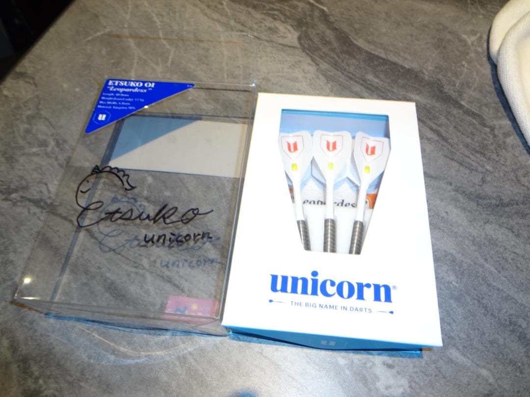 サイン入り　 Unicorn Leopardess　大井絵津子　USED