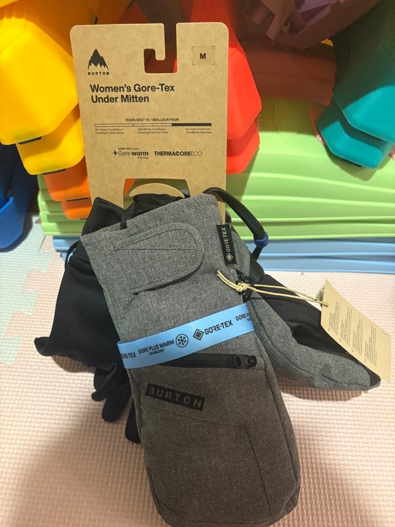 BURTON W GORE UNDER MT グローブ M グレー