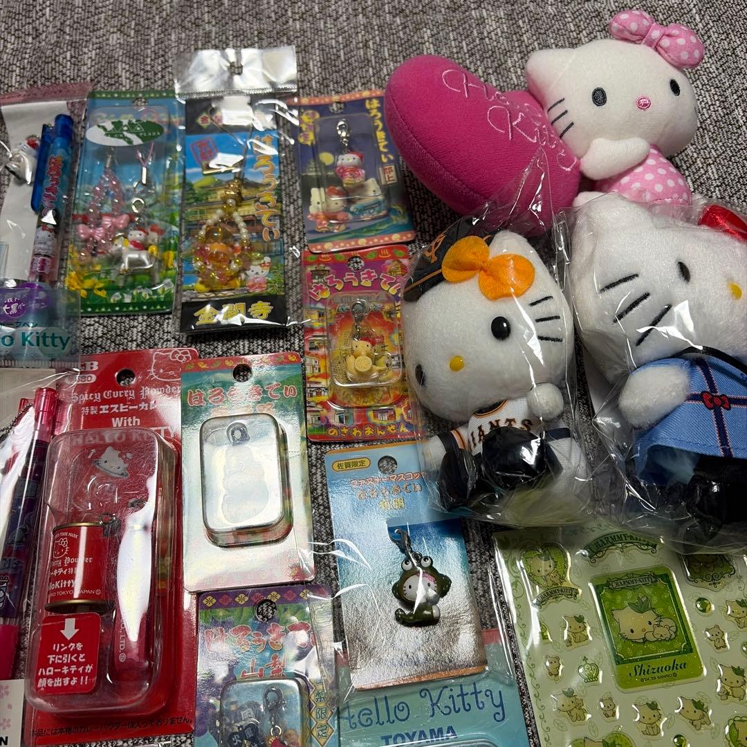 Hellokitty ハローキティ　大量　ご当地　ストラップ　ペン　セット