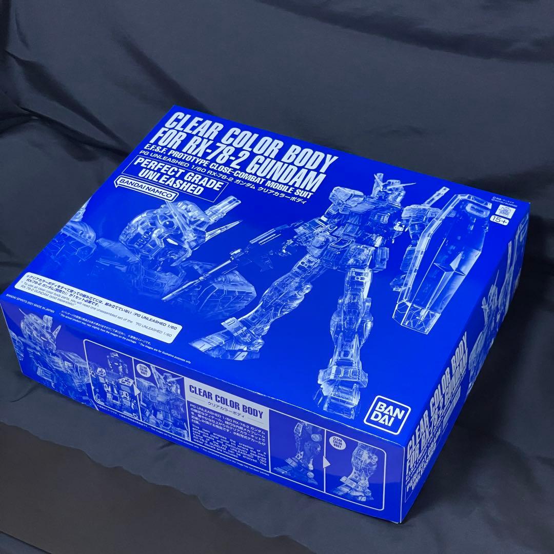 ＰＧ ＵＮＬＥＡＳＨＥＤ 1/60 RX-78-2 ガンダム クリアカラーボディ