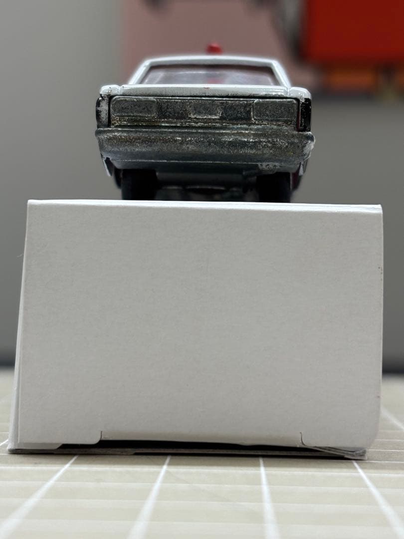 トミカ　黒箱　4　トヨタクラウンパトロールカー　日本製
