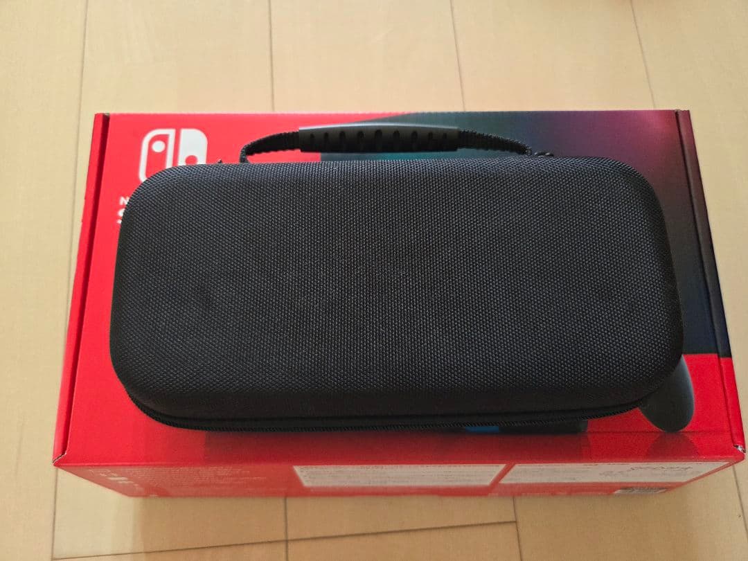 Nintendo Switch 本体 青/赤　ケース付き