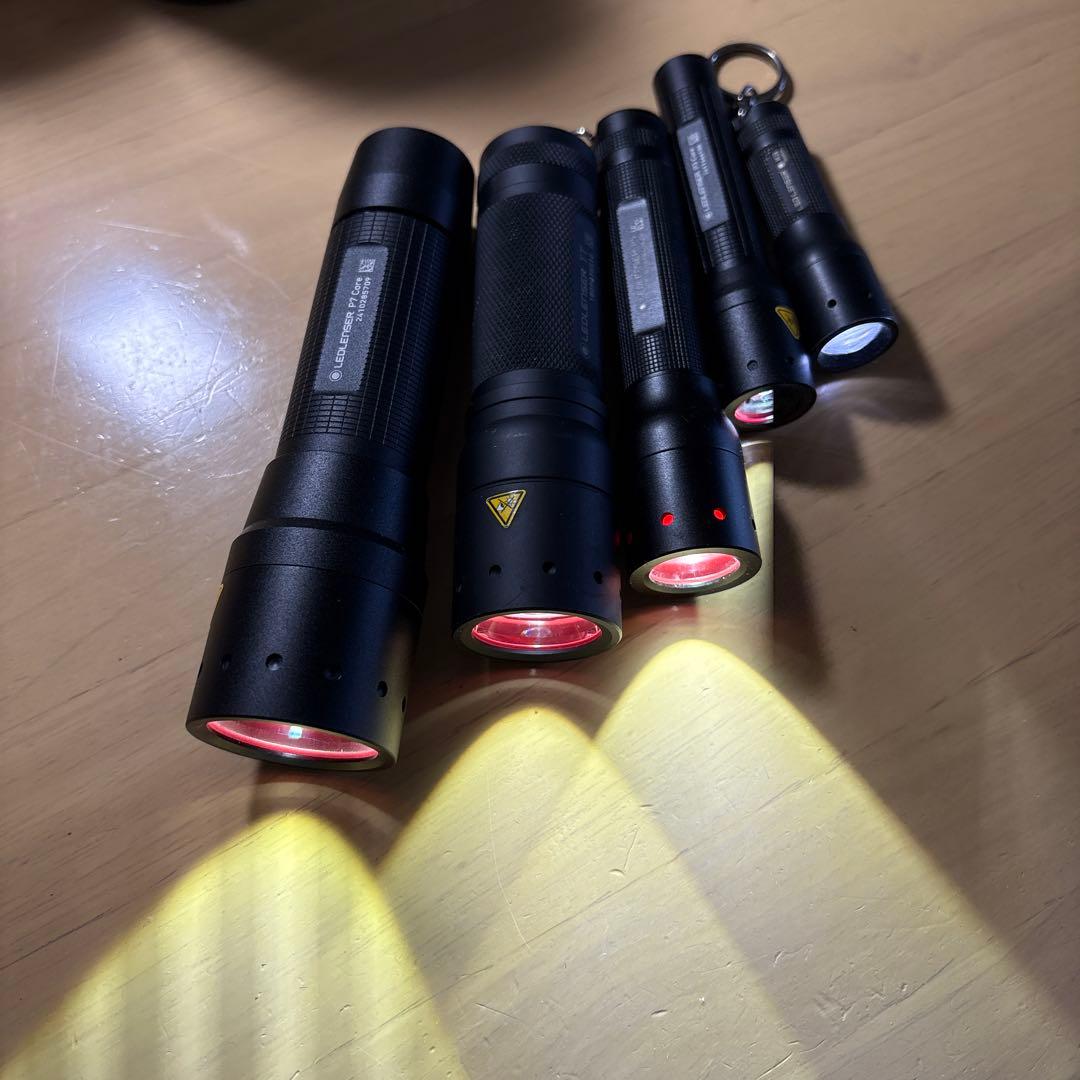 LEDライト　フラッシュライト　懐中電灯　レッドレンザー 5本組 中古品