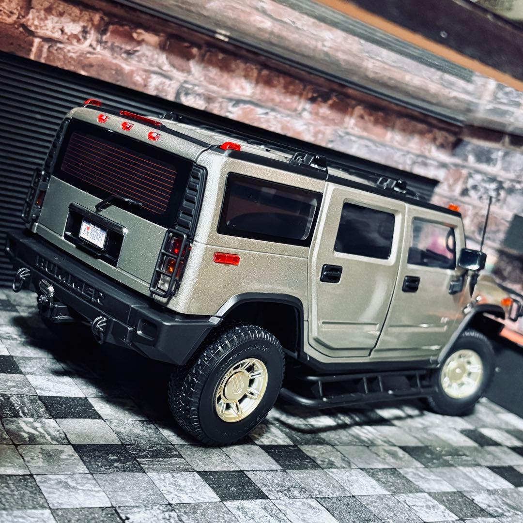 国内未入荷 1/18 HIGHWAY61 ハマー H2 タイプG 2005