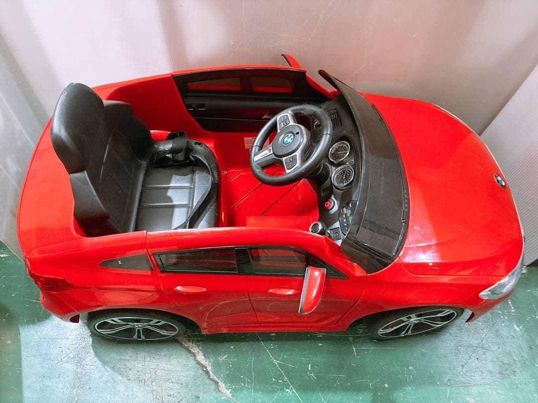  6 GT 電動乗用カー キッズカー 乗用玩具 レッド 正規デザイン