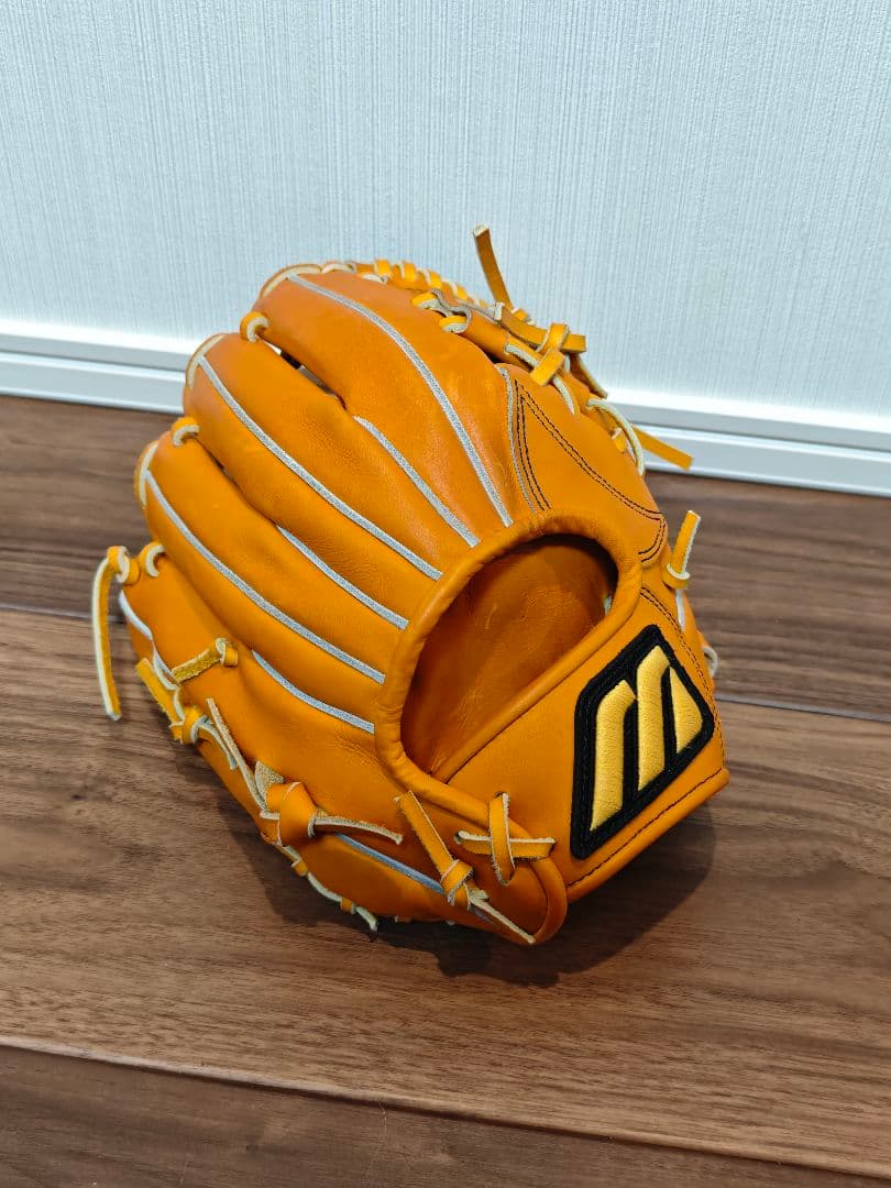 ミズノプロ Mマーク 石井琢朗 復刻モデル 硬式　サイズ9