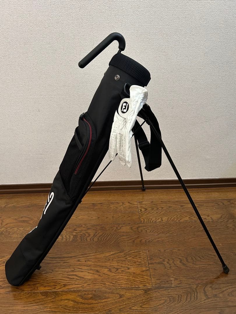 【美品】タイトリスト セルフスタンドバッグ (BK)
